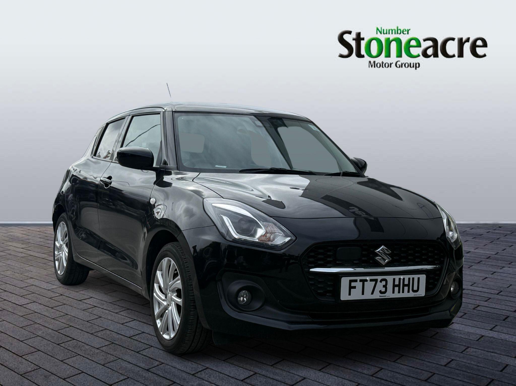 Main listing image - Suzuki Swift