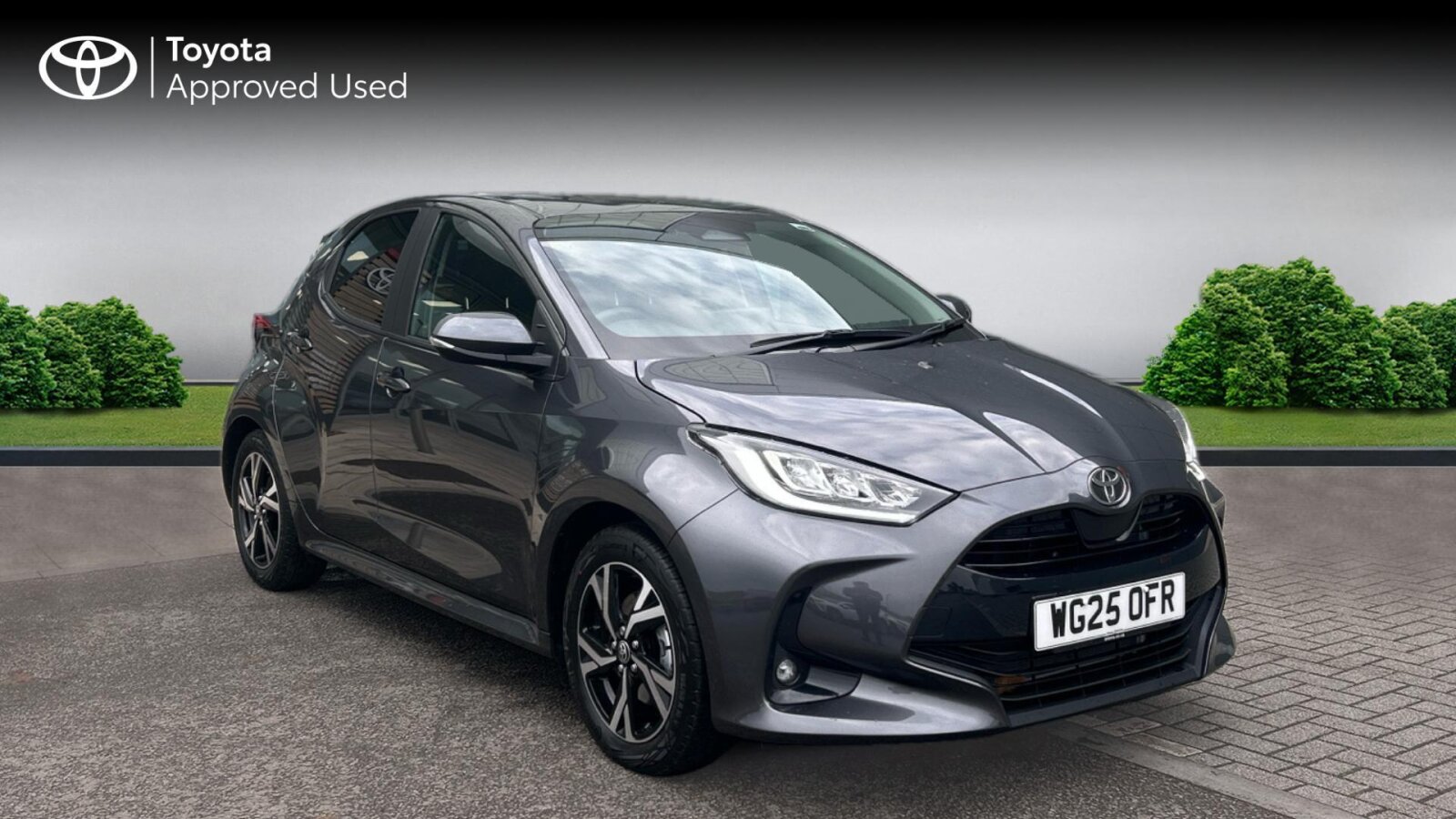 Main listing image - Toyota Yaris