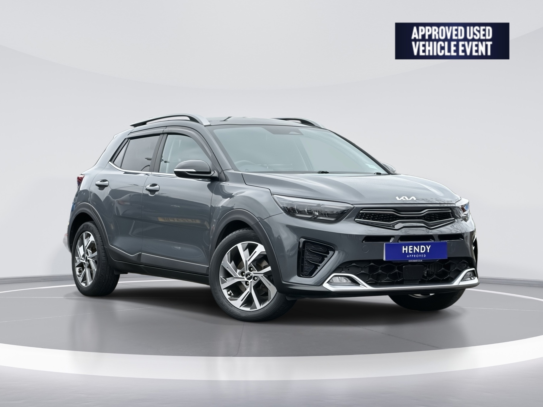 Main listing image - Kia Stonic