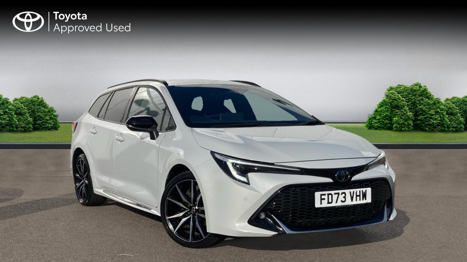Main listing image - Toyota Corolla Touring Sport