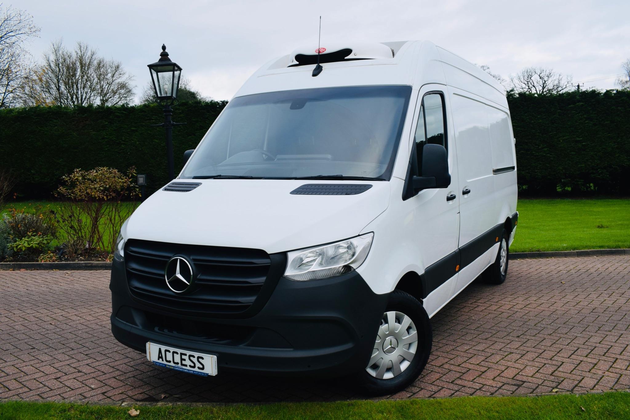 Main listing image - Mercedes-Benz Sprinter