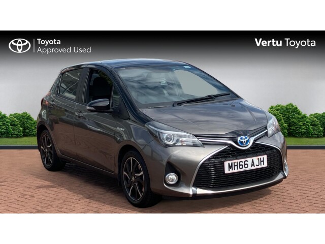 Main listing image - Toyota Yaris