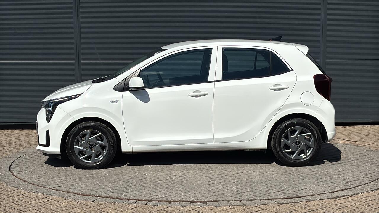 Main listing image - Kia Picanto