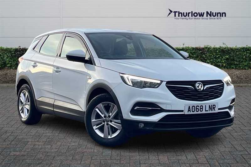 Main listing image - Vauxhall Grandland X