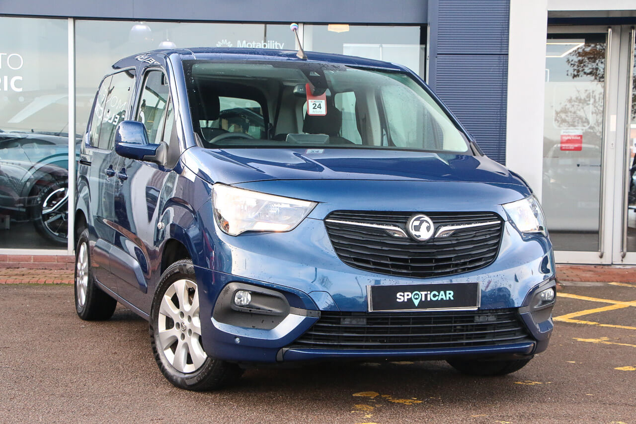 Main listing image - Vauxhall Combo Life