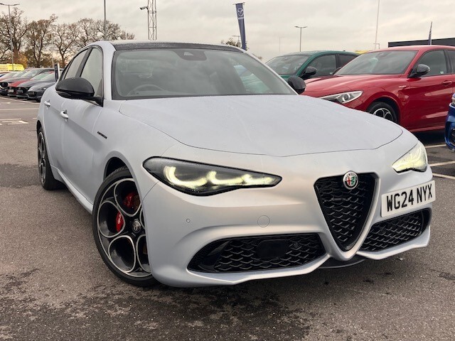 Main listing image - Alfa Romeo Giulia