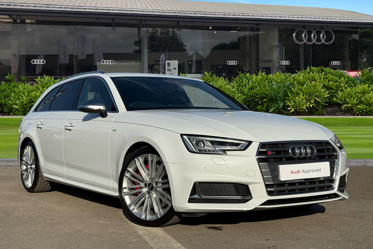 Main listing image - Audi S4