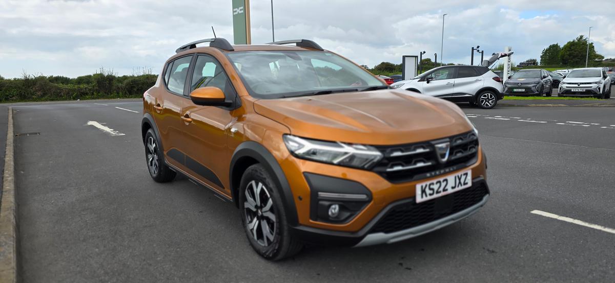 Main listing image - Dacia Sandero Stepway