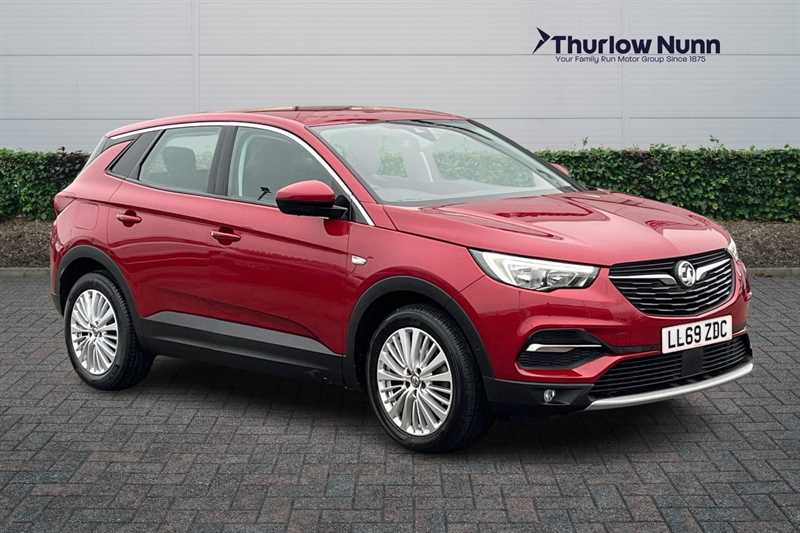 Main listing image - Vauxhall Grandland X