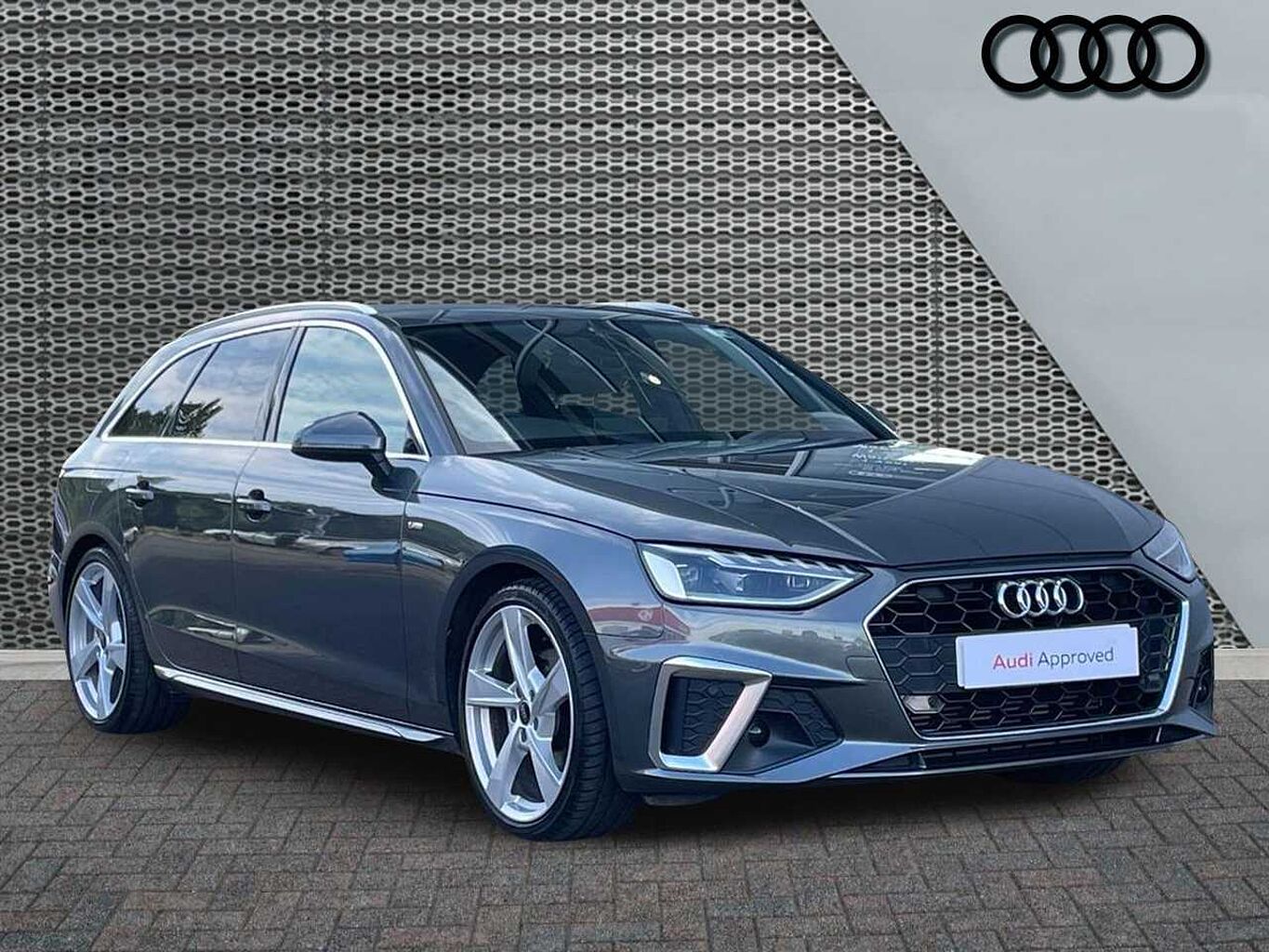 Main listing image - Audi A4 Avant