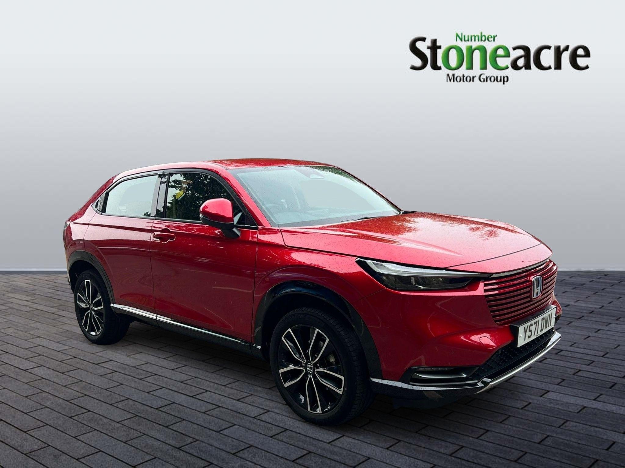 Main listing image - Honda CR-V