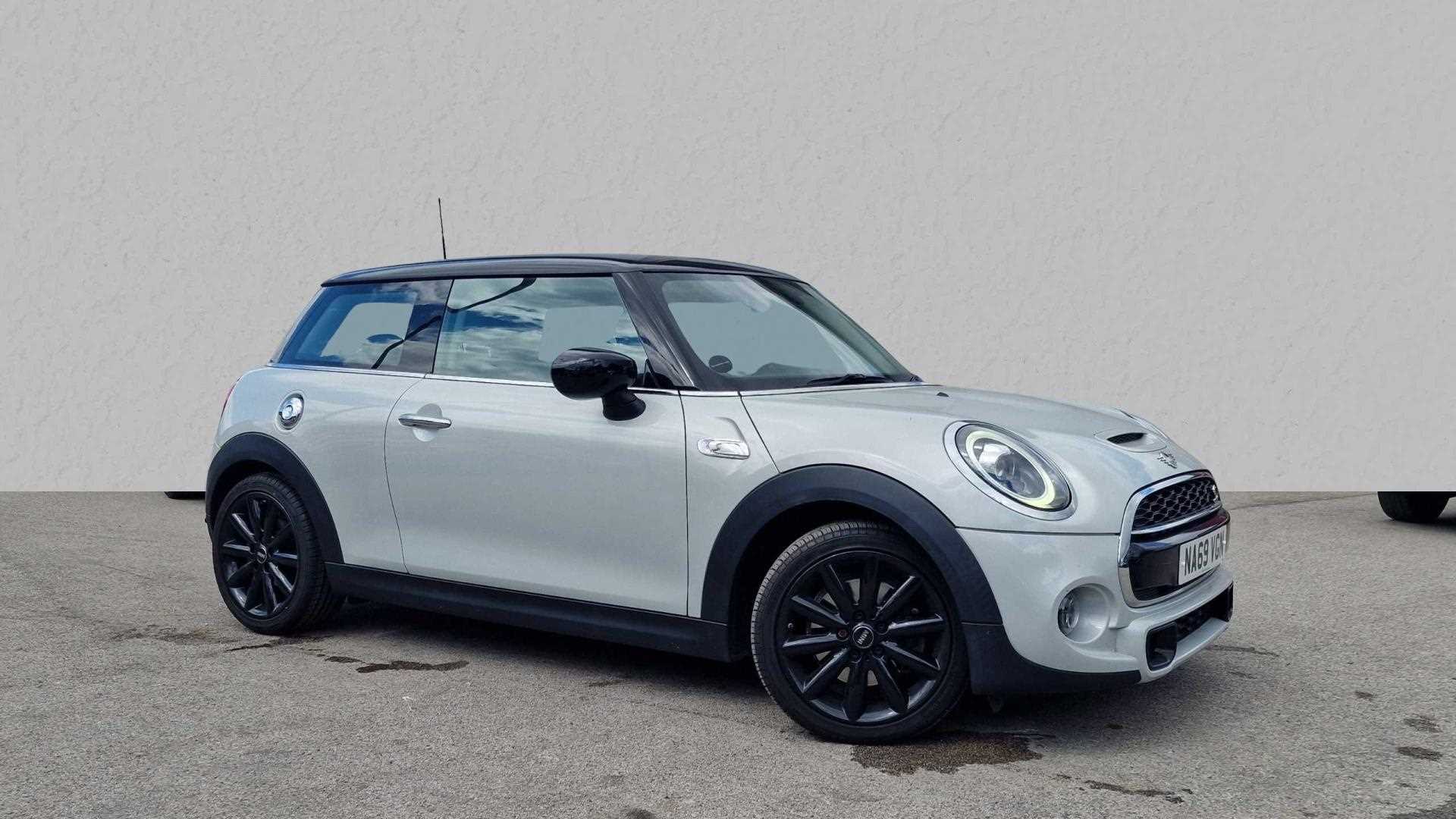 Main listing image - MINI Hatchback