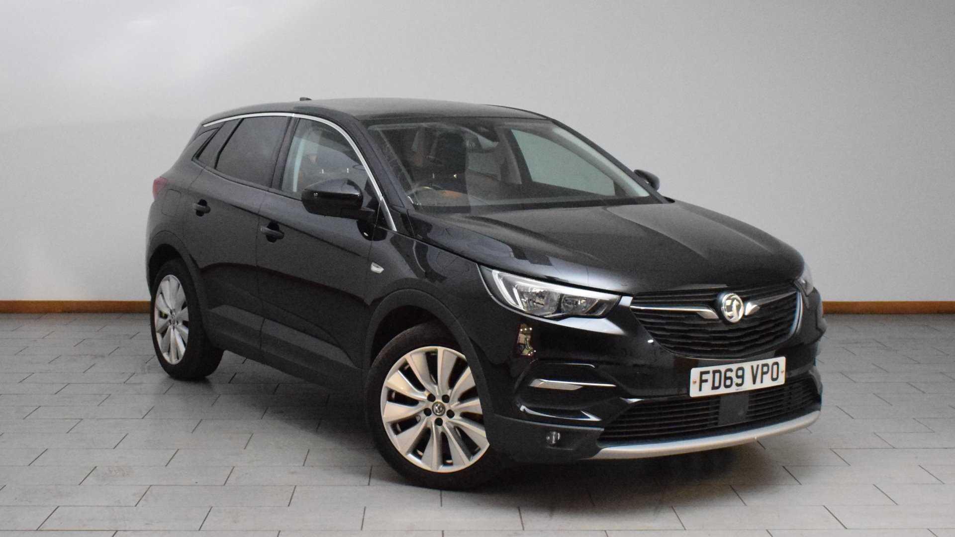 Main listing image - Vauxhall Grandland X