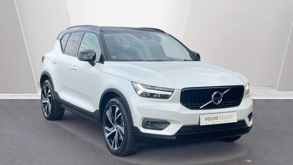 Main listing image - Volvo XC40