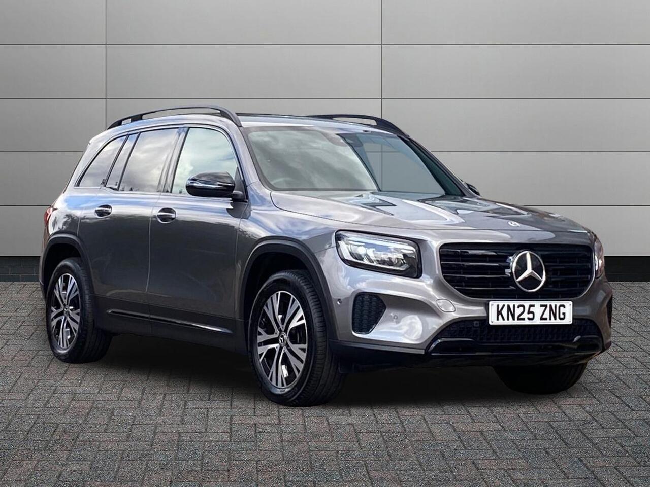 Main listing image - Mercedes-Benz GLB