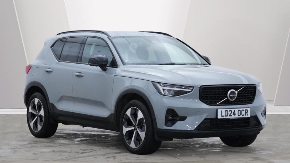 Main listing image - Volvo XC40