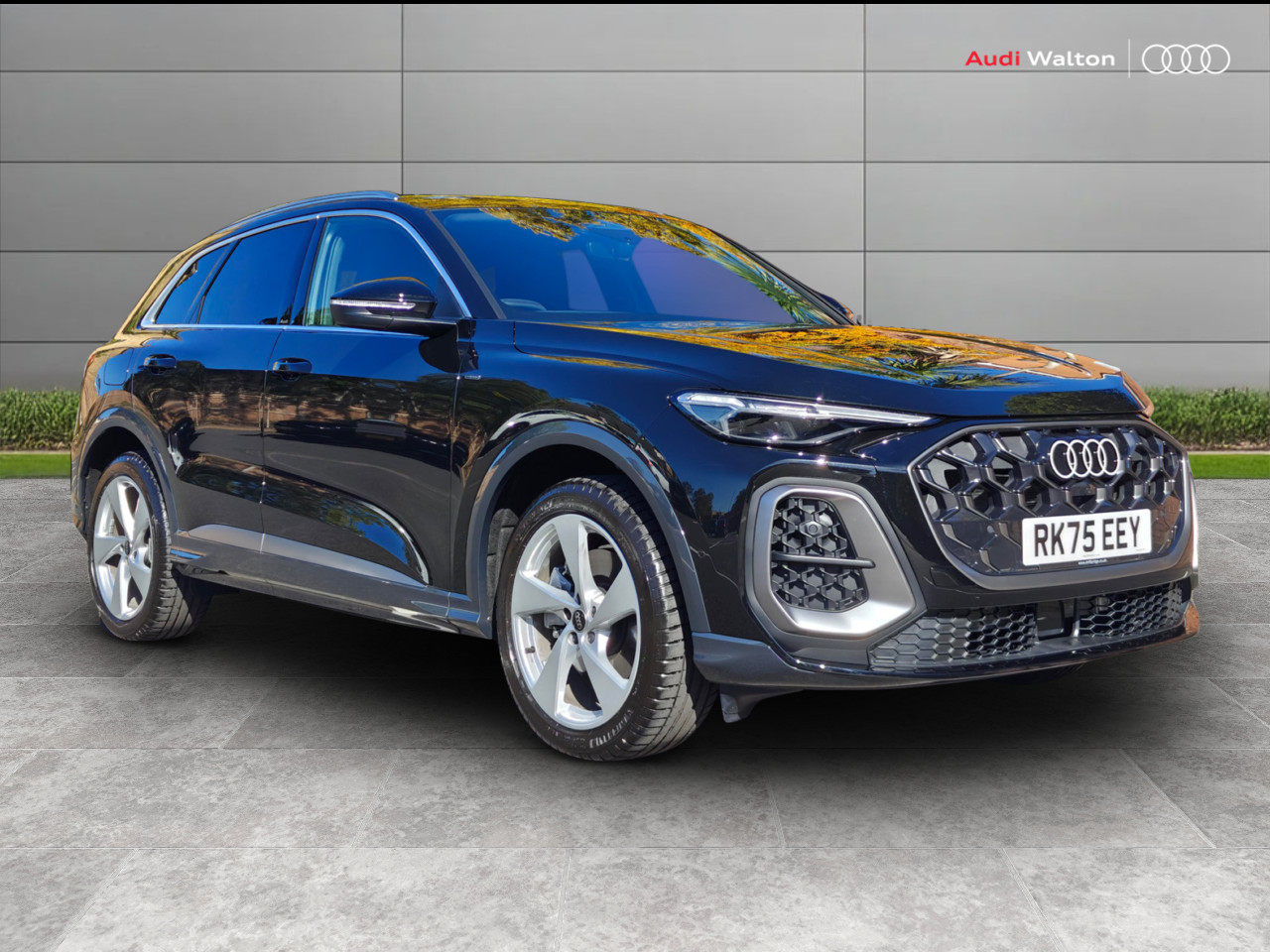 Main listing image - Audi Q5