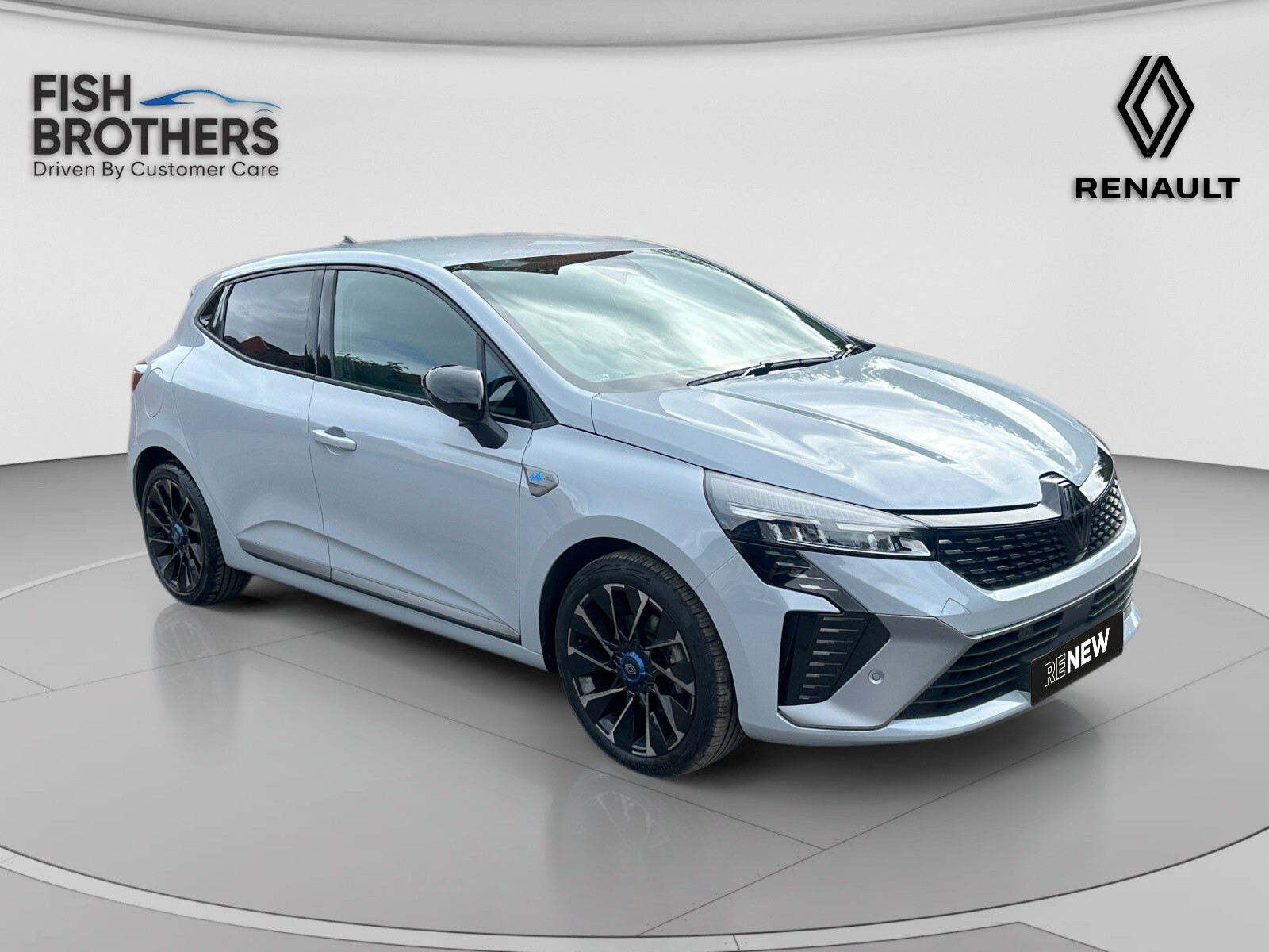 Main listing image - Renault Clio