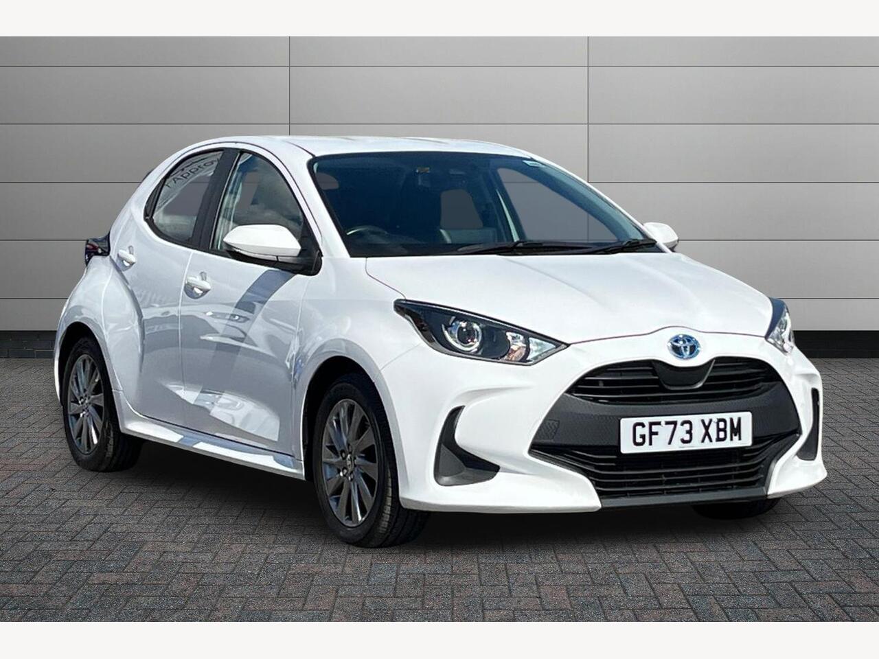 Main listing image - Toyota Yaris