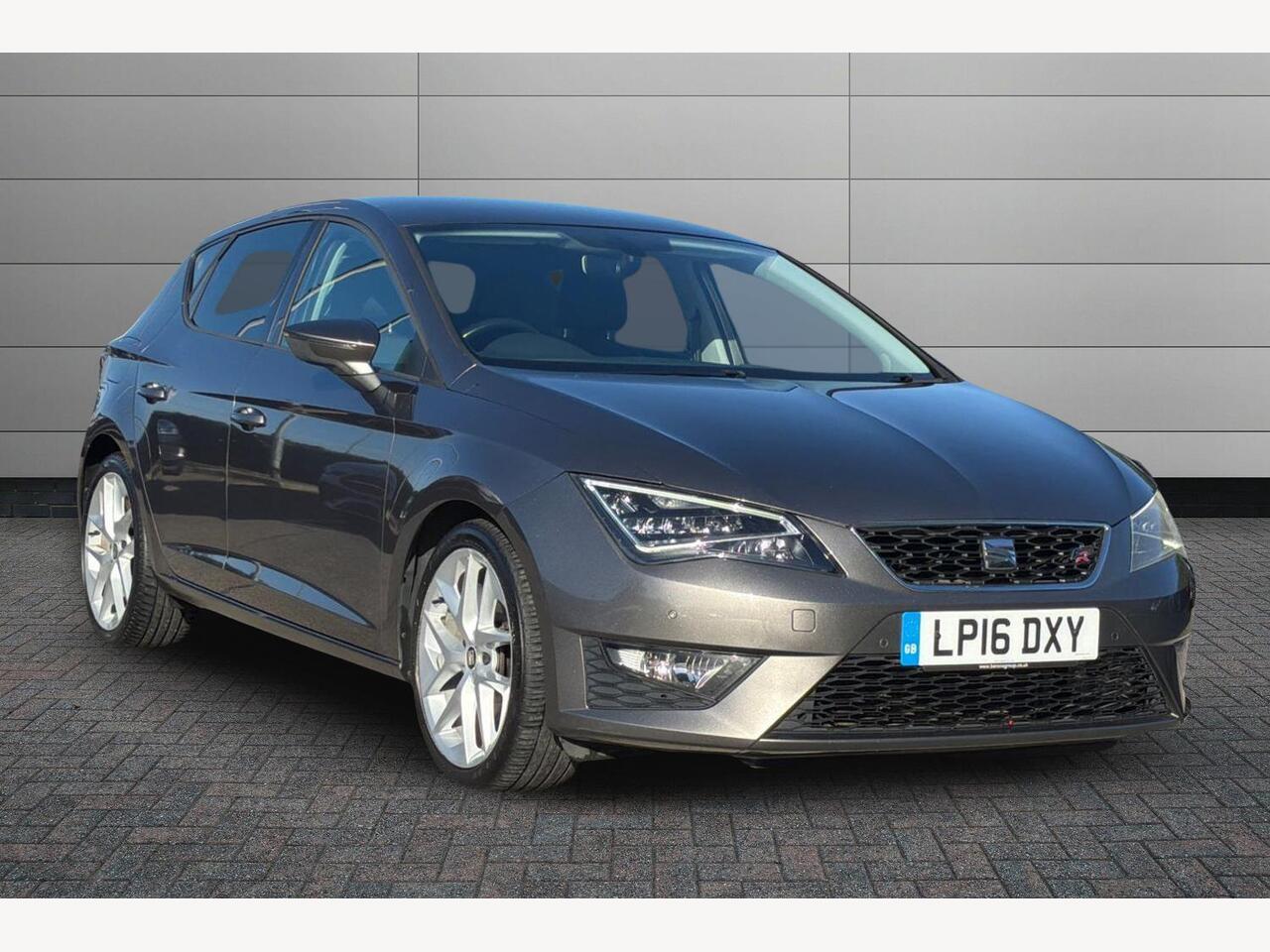 Main listing image - SEAT Leon