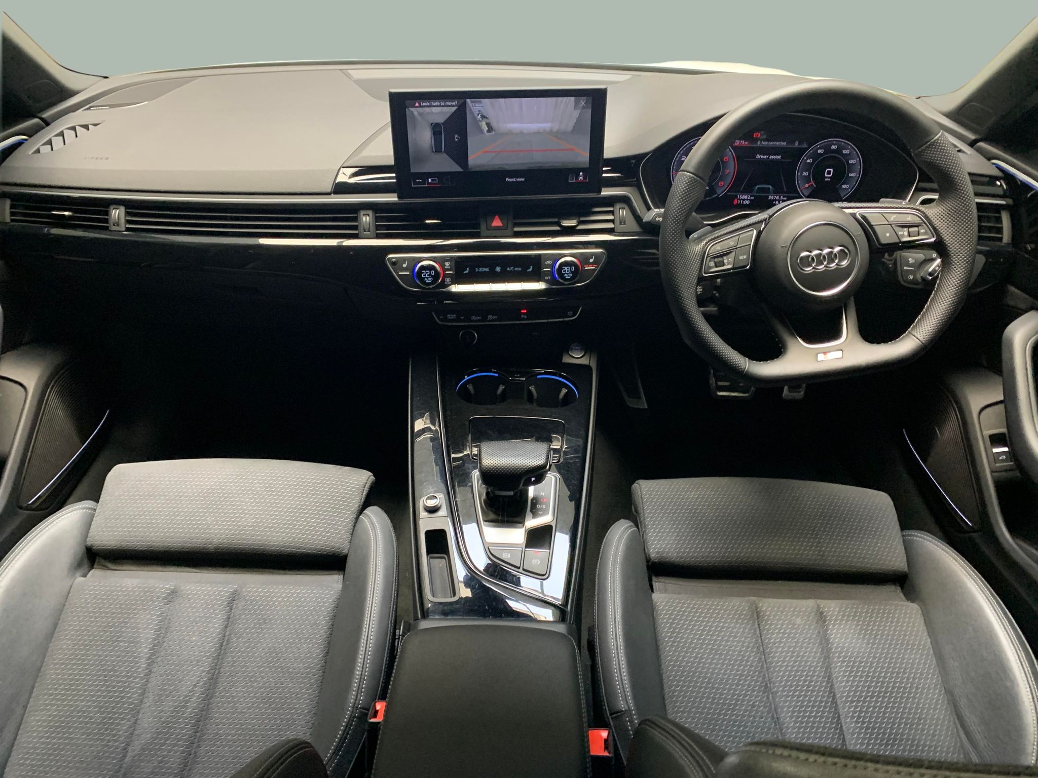 Main listing image - Audi A4 Avant