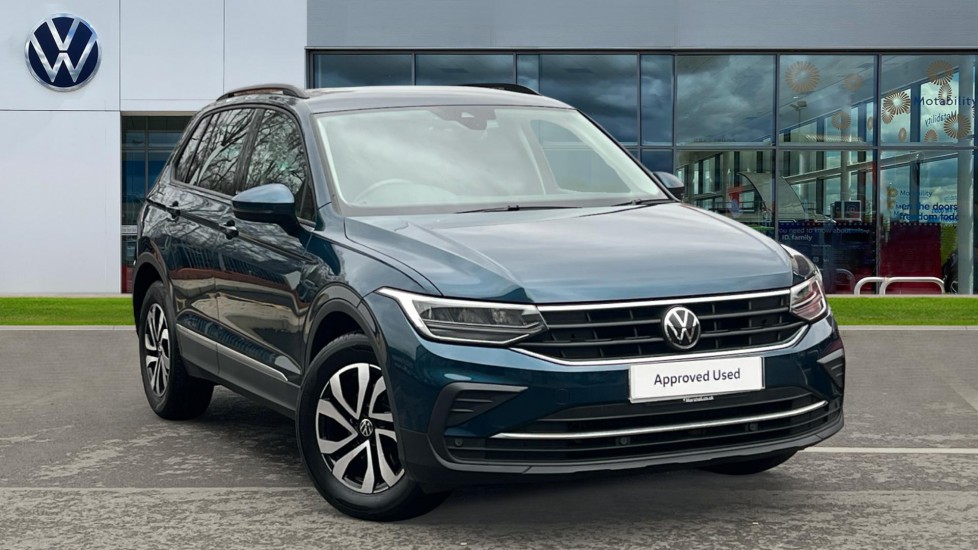 Main listing image - Volkswagen Tiguan