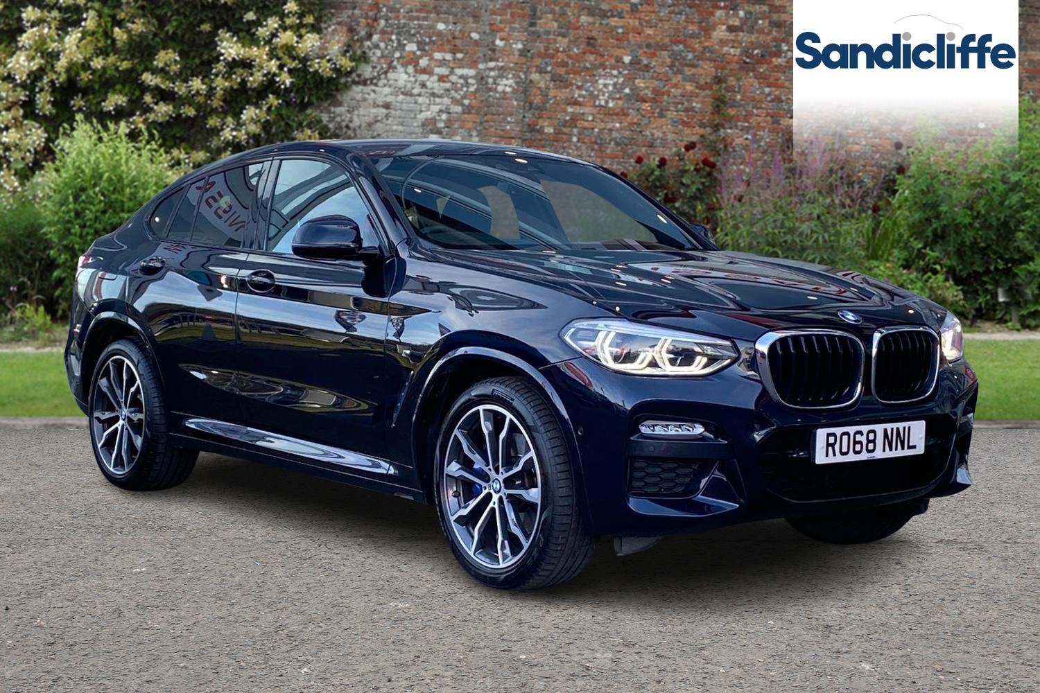 Main listing image - BMW X4