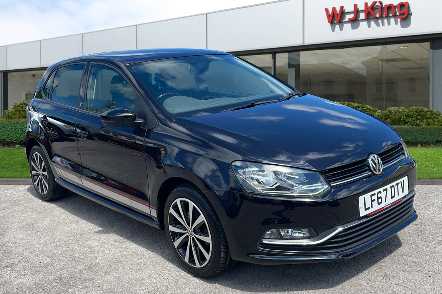 Main listing image - Volkswagen Polo