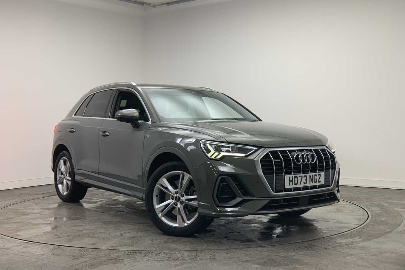 Main listing image - Audi Q3