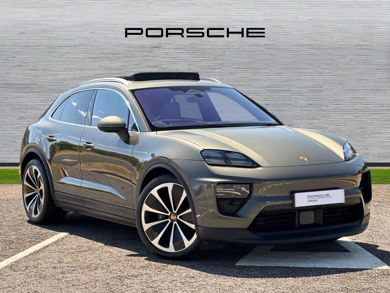 Main listing image - Porsche Macan
