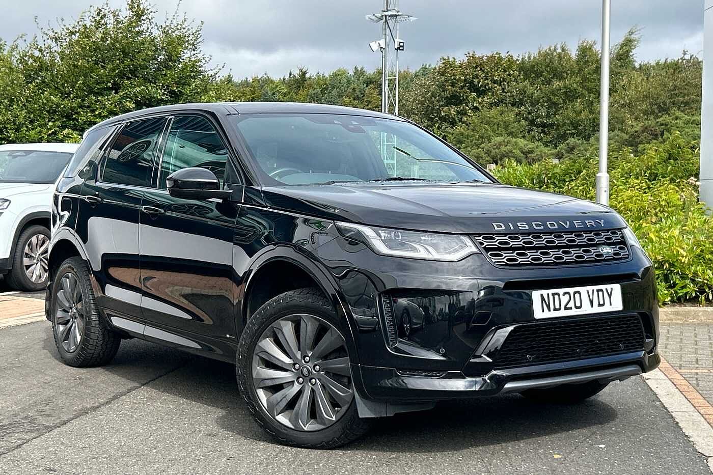 Main listing image - Land Rover Discovery Sport