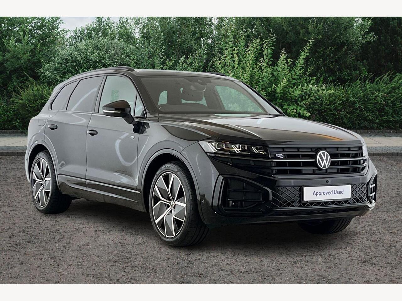 Main listing image - Volkswagen Touareg
