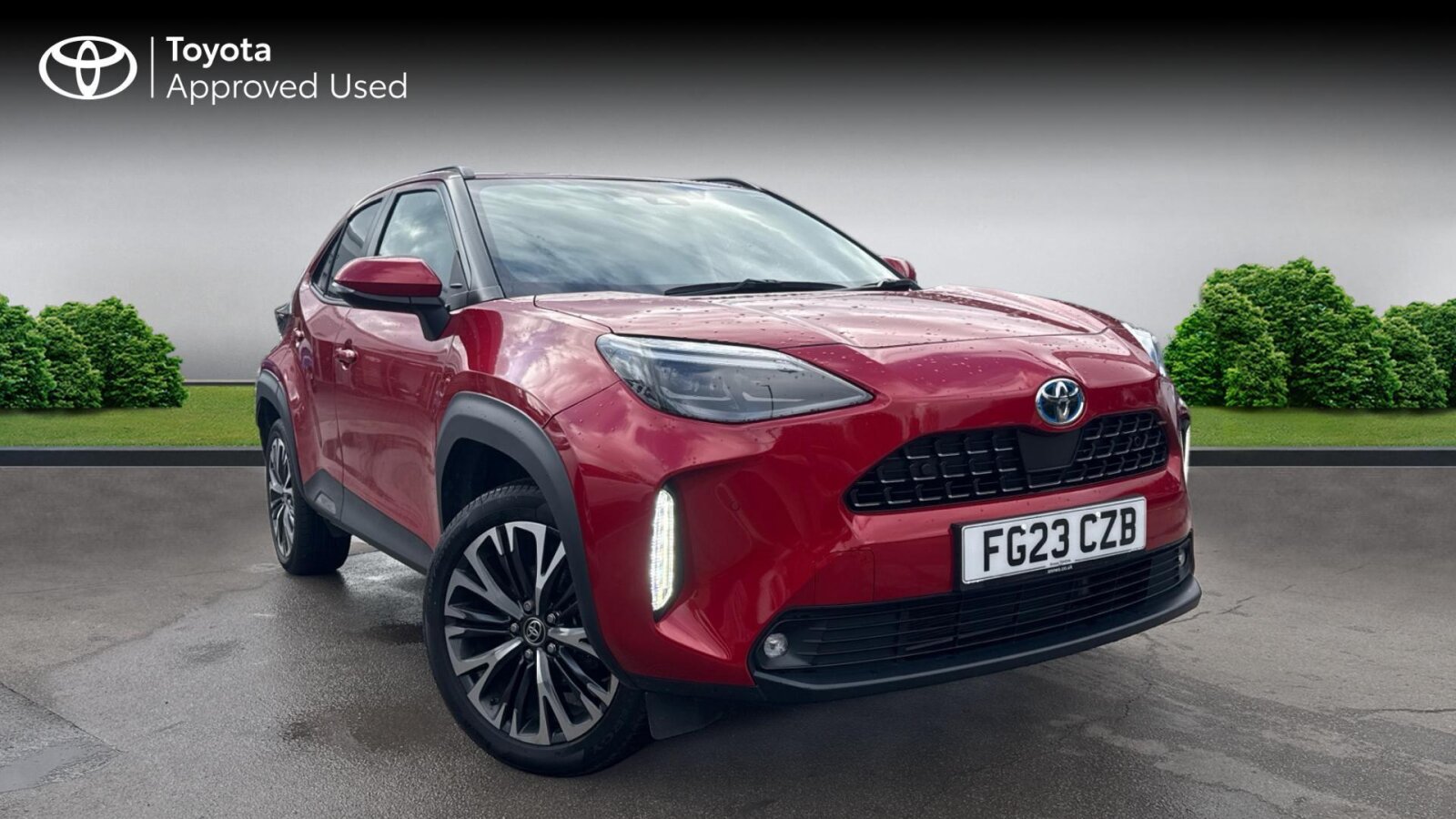Main listing image - Toyota Yaris Cross
