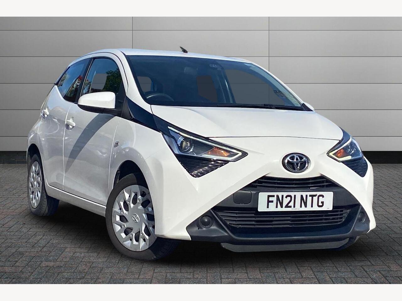 Main listing image - Toyota Aygo