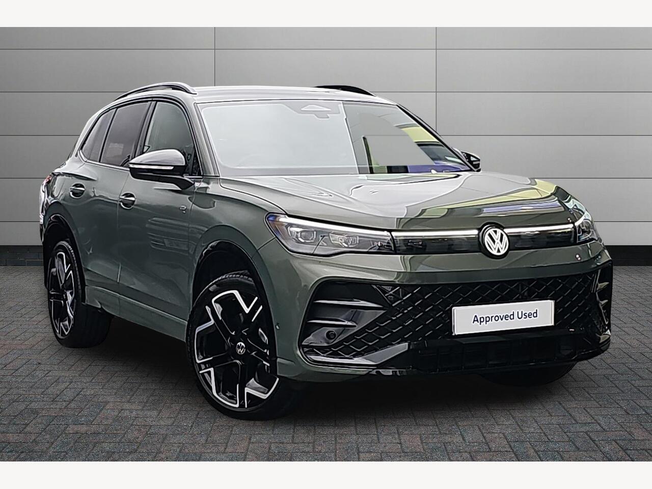 Main listing image - Volkswagen Tiguan