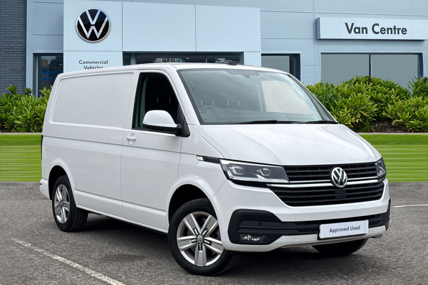 Main listing image - Volkswagen Transporter