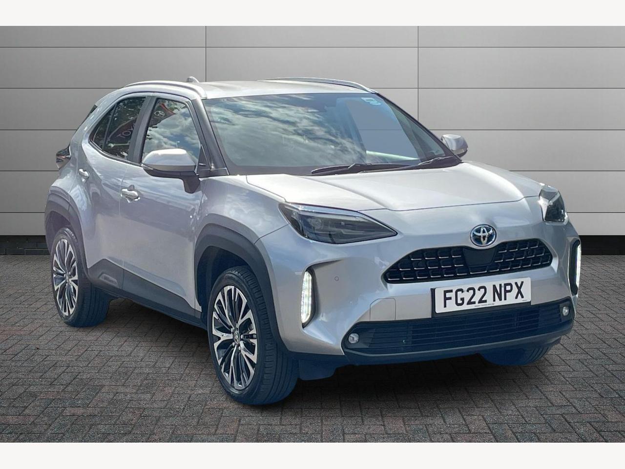 Main listing image - Toyota Yaris Cross