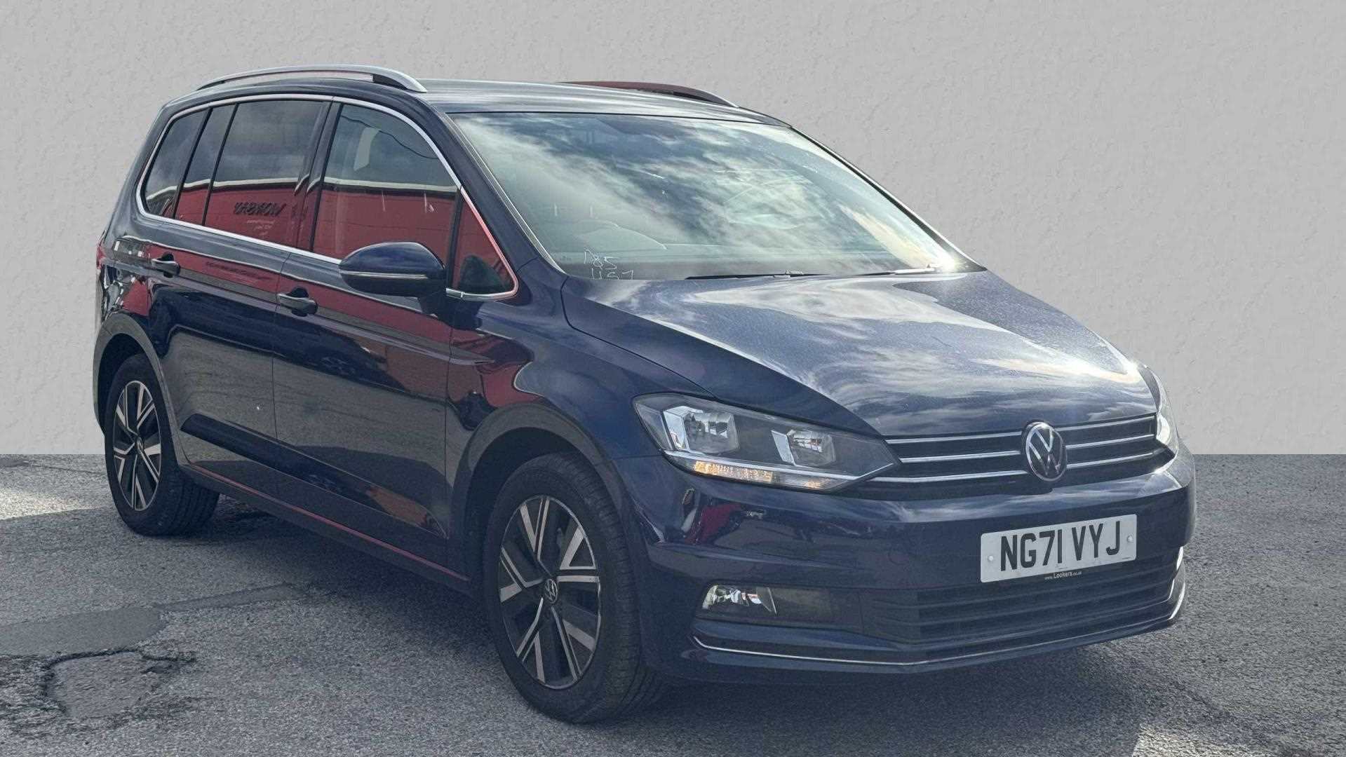 Main listing image - Volkswagen Touran