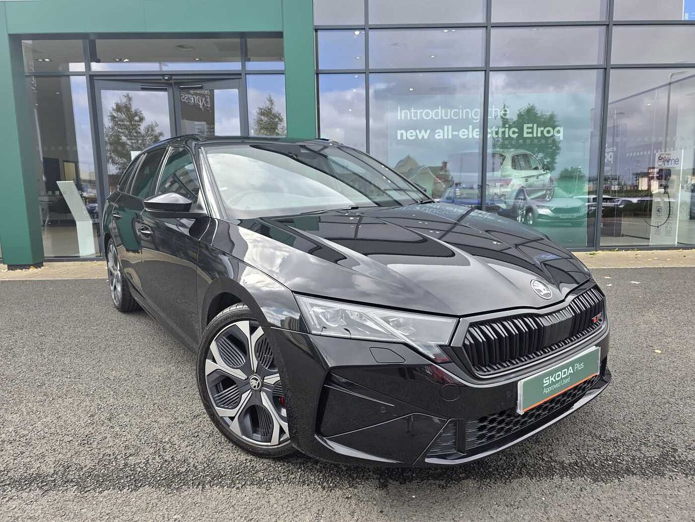 Main listing image - Skoda Octavia Estate