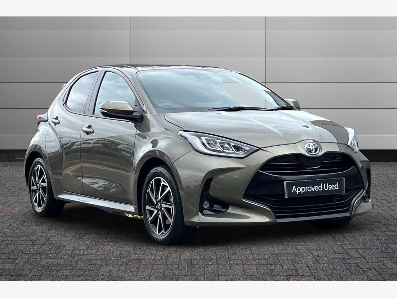 Main listing image - Toyota Yaris