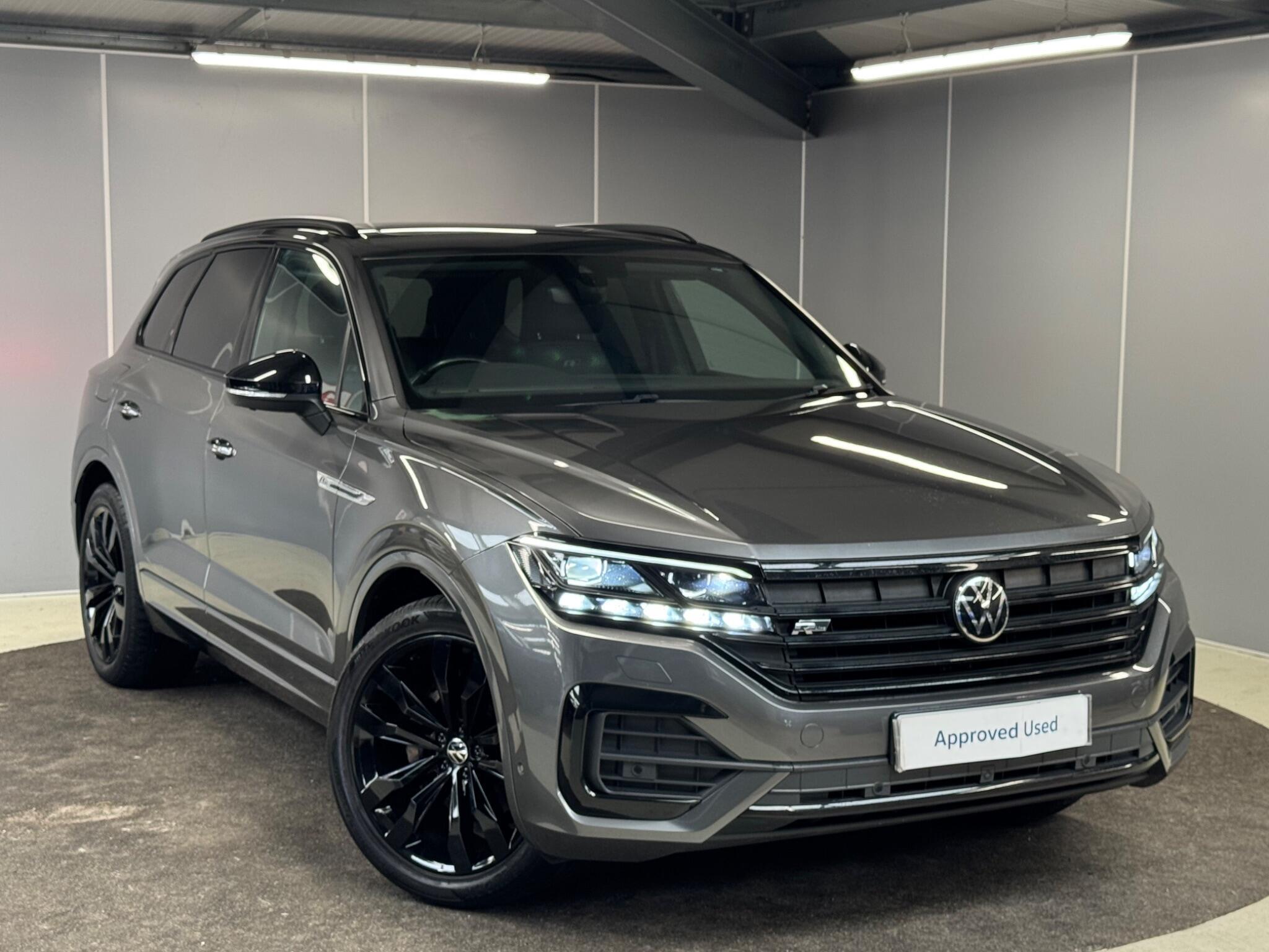 Main listing image - Volkswagen Touareg