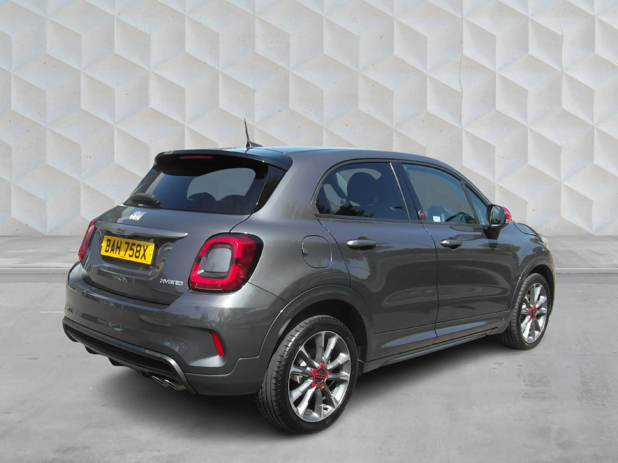 Main listing image - Fiat 500X