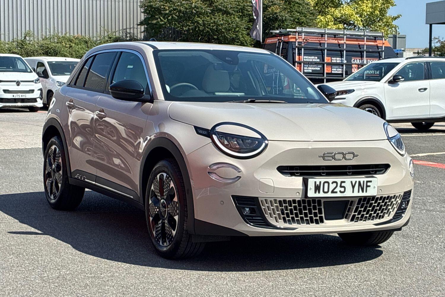 Main listing image - Fiat 600