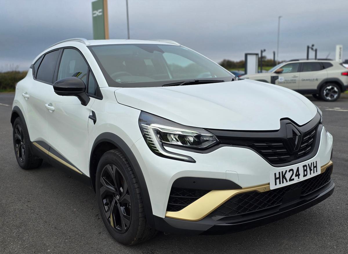 Main listing image - Renault Captur