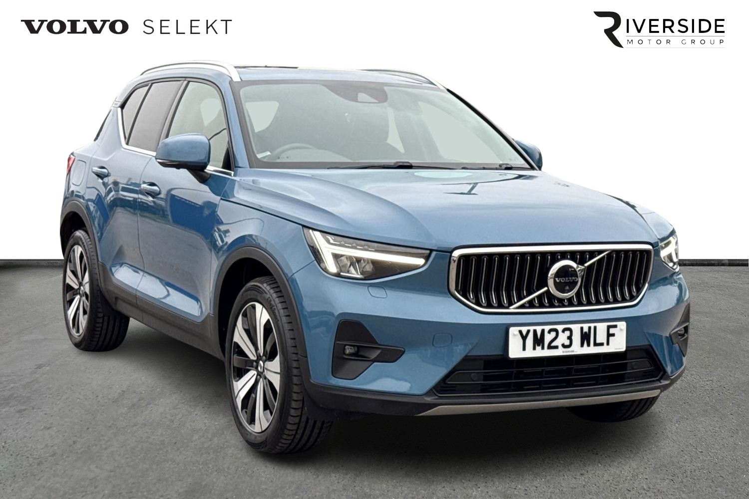 Main listing image - Volvo XC40 Recharge