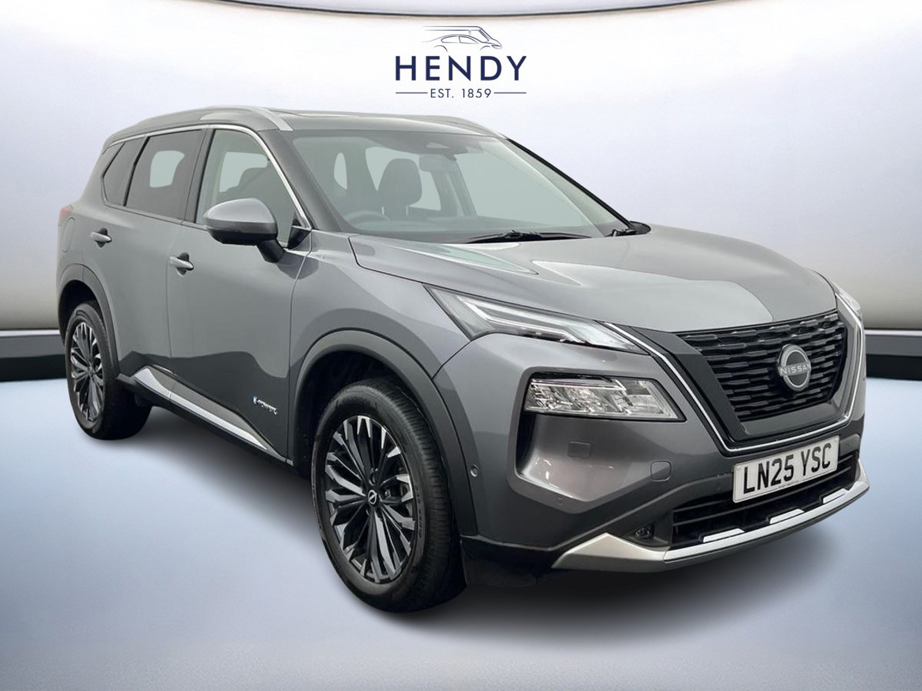 Main listing image - Nissan X-Trail