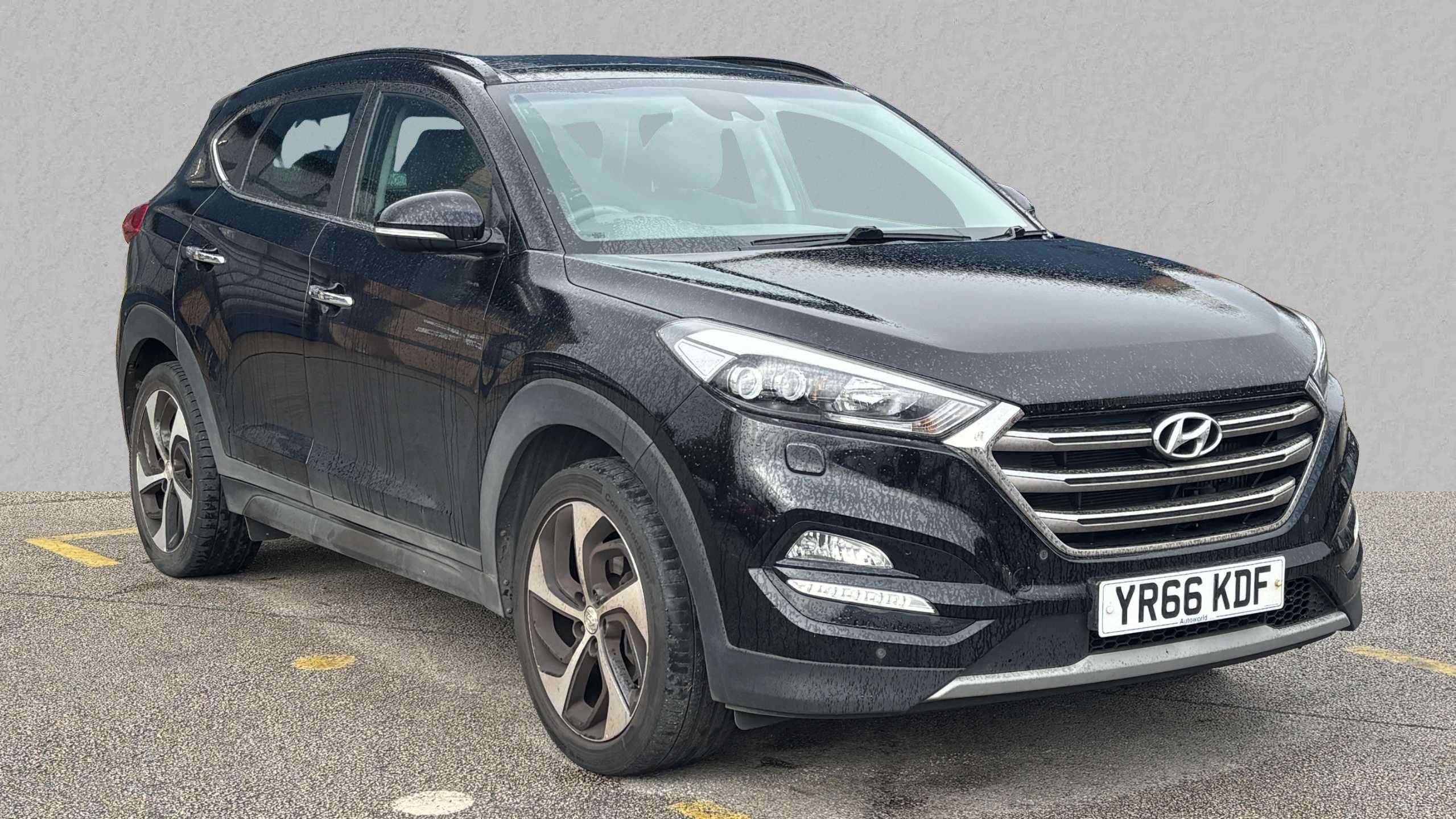 Main listing image - Hyundai Tucson