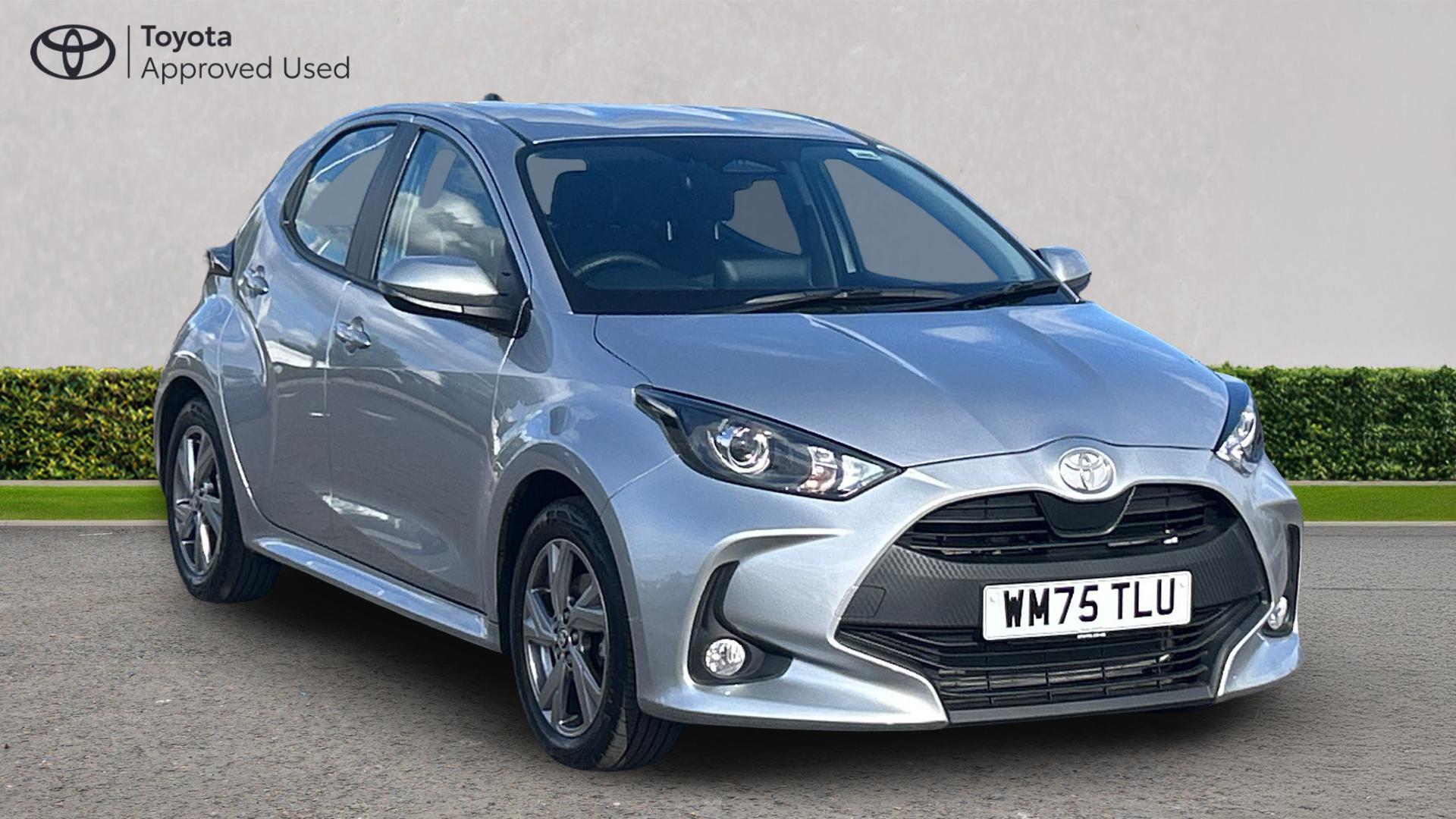 Main listing image - Toyota Yaris