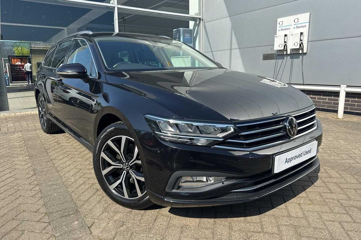 Main listing image - Volkswagen Passat Estate
