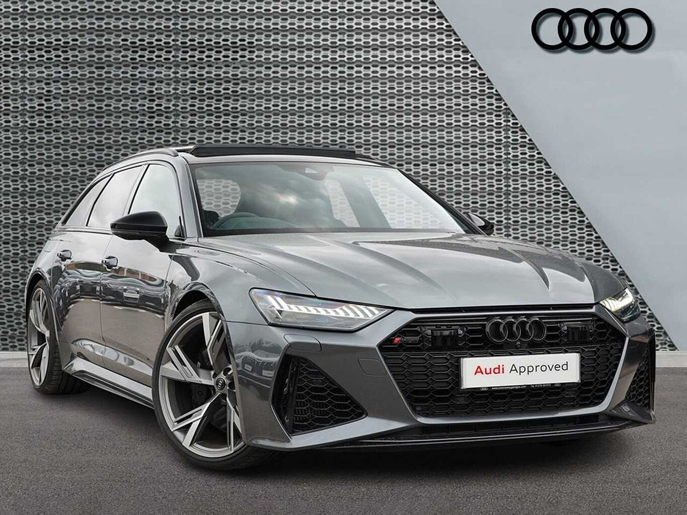 Main listing image - Audi RS6